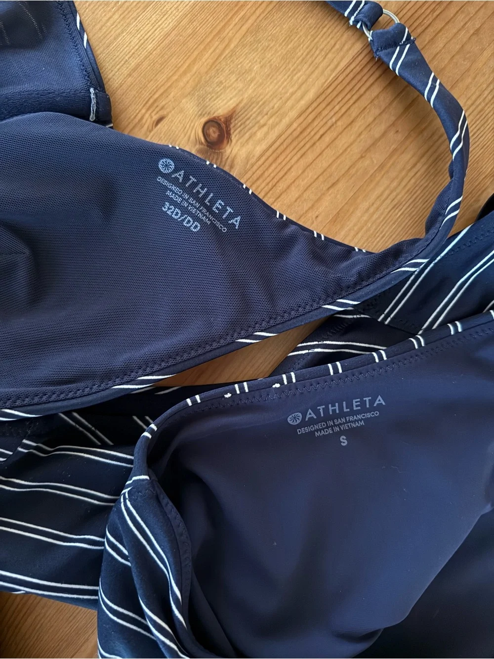 Athleta Underwire Piha Bikini Swim Top & bottoms Navy & White Stripe